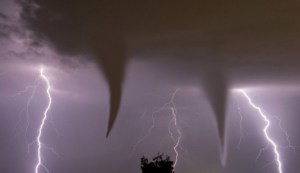 tornado-swarms1-e1413513492877-665x385